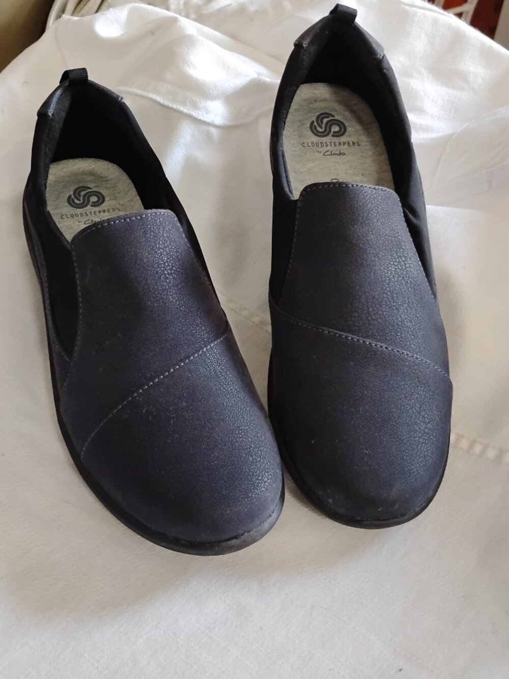 Clarks Cloudsteppers Navy Blue Sz. 8